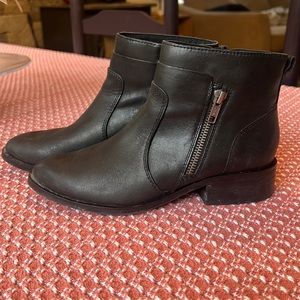 Crown Vintage Booties